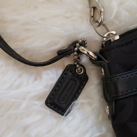 Coach mini zip wristlet/purse in signature canvas - Picture 4 of 9